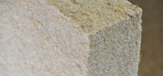 Comment poser de la ouate de cellulose ?
